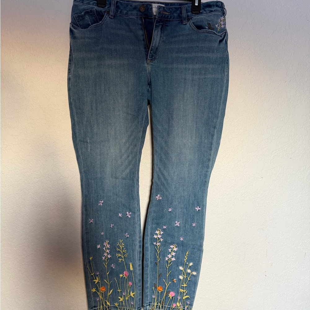 Sundance Blue Denim Jeans with Floral Embroidery
